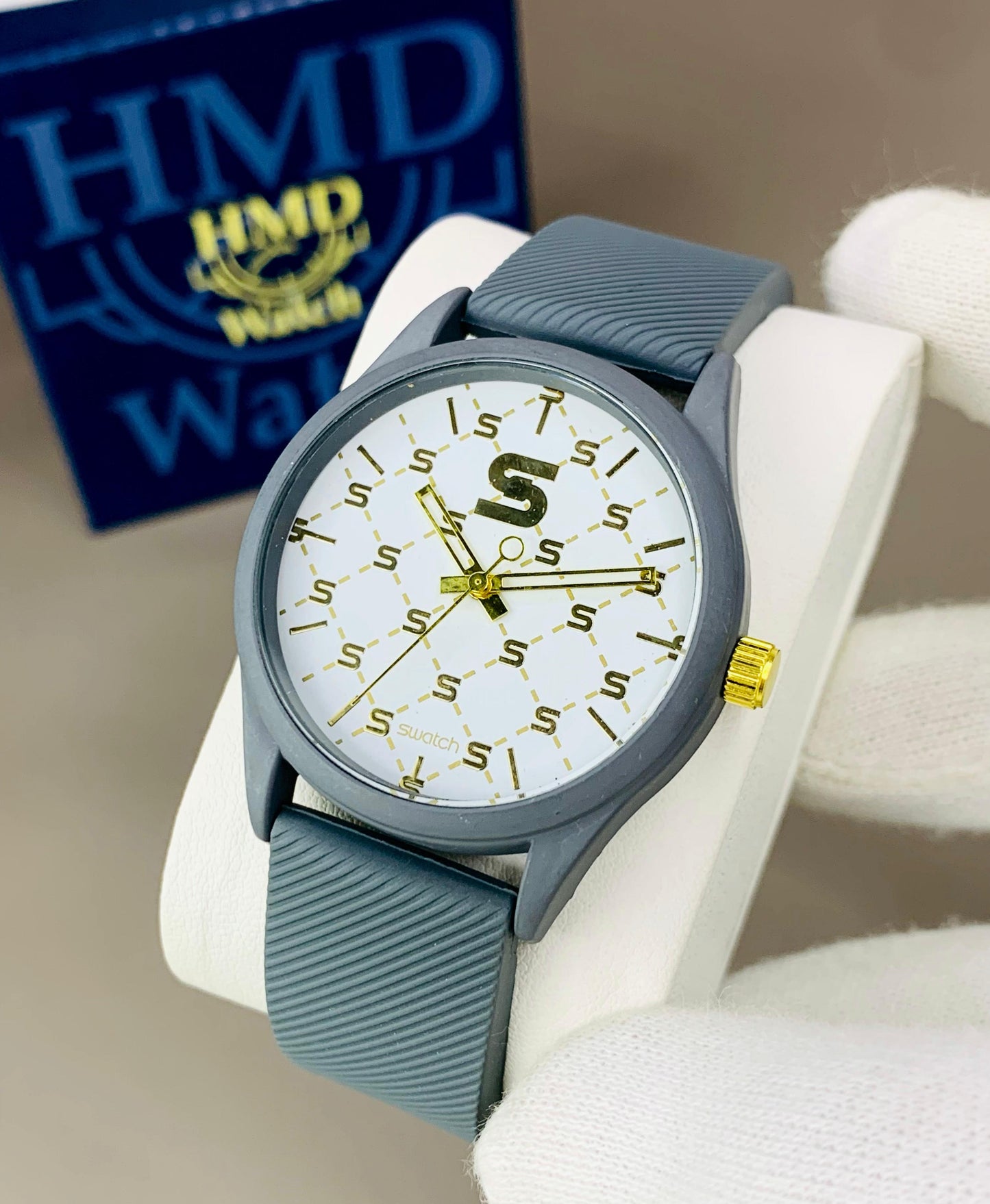 SWATCH WATCH WITH RUBBER STRAP